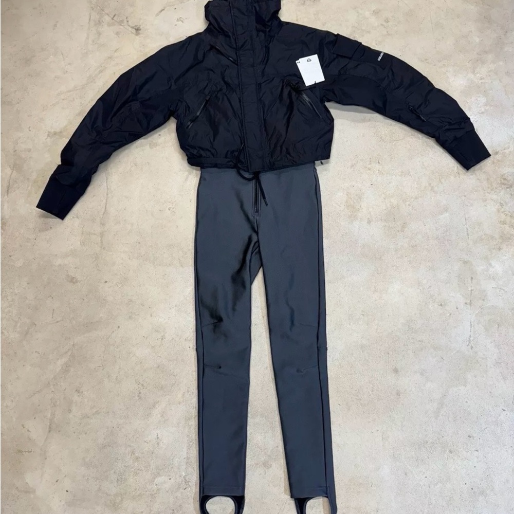 Ski Suit XS Holden NWT